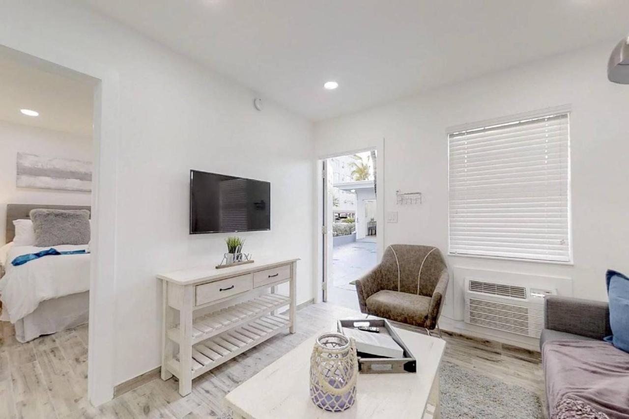 Lovely 1Br W Parking Space & Walk To The Beach #7 할리우드 외부 사진